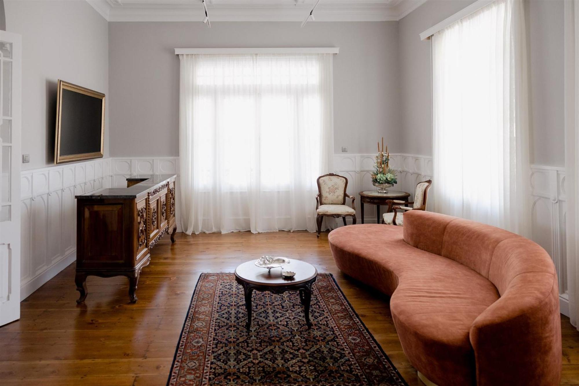Victoria Mansion A Luxurious Neoclassical Experience Rhodes City エクステリア 写真